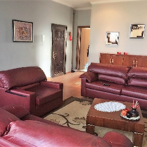 Shitet apartament 3+1…